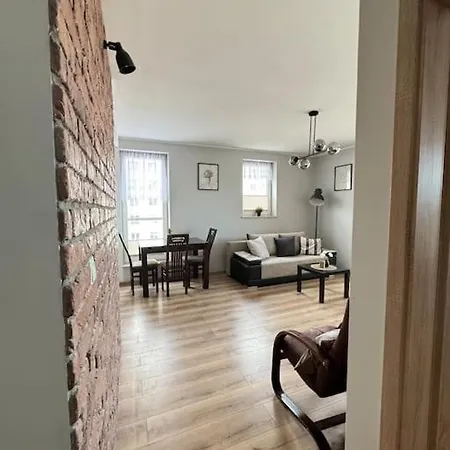 Danka 6th Floor Chic *