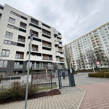 Danka 6th Floor Chic Apartman *