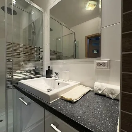 Apartment Danka 6th Floor Chic